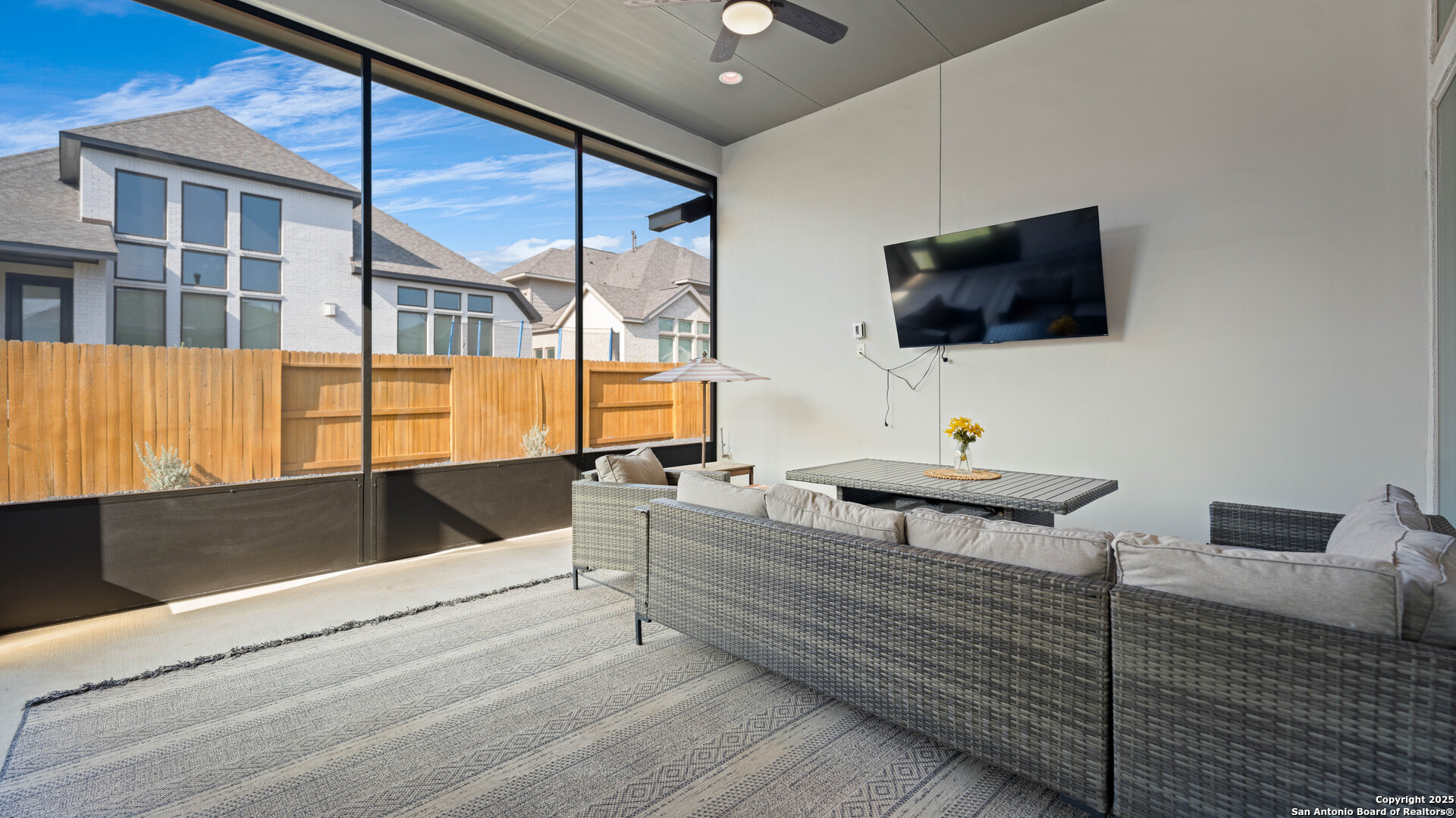 1925 Luna New Braunfels TX 78132