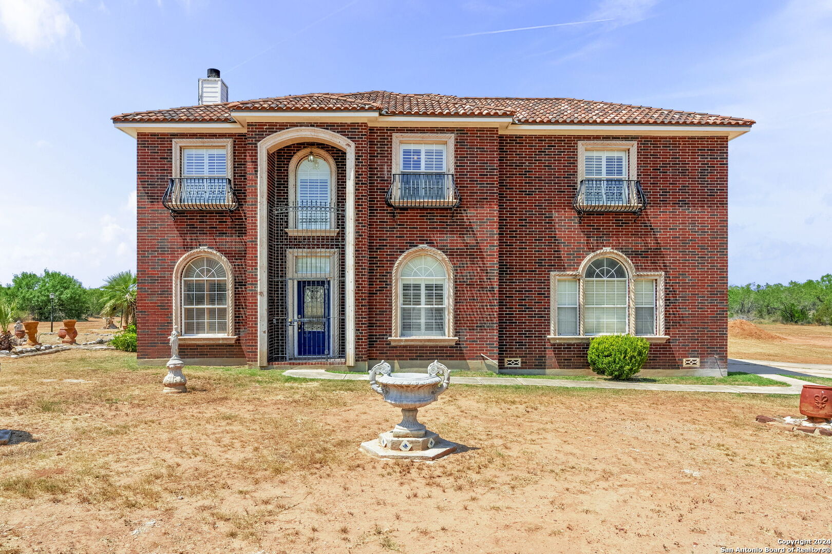 416 Meadow View Floresville TX 78114