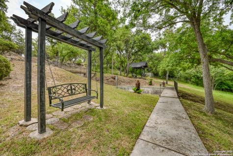 2865 Edgegrove Canyon Lake TX 78133