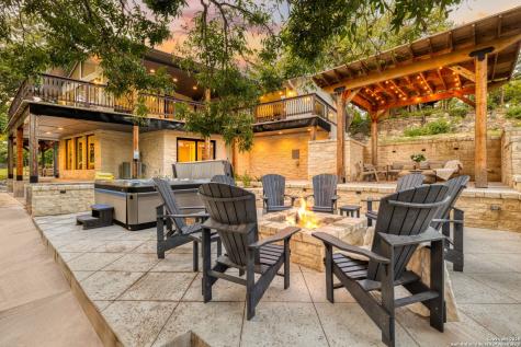 2865 Edgegrove Canyon Lake TX 78133