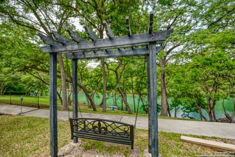 2865 Edgegrove Canyon Lake TX 78133