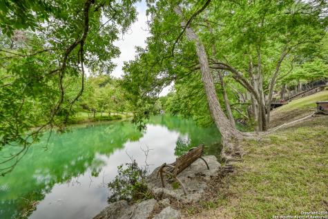 2865 Edgegrove Canyon Lake TX 78133