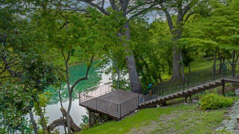 2865 Edgegrove Canyon Lake TX 78133