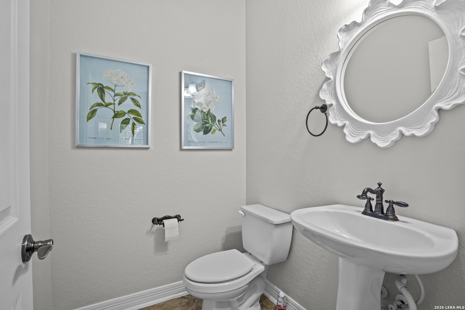 1207 Via Belcanto San Antonio TX 78260