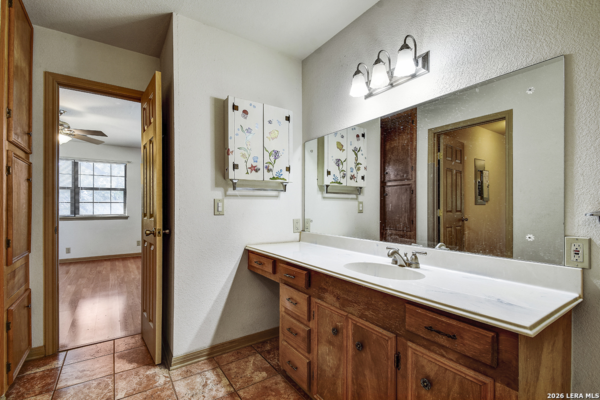 1009 Tanglewood Spring Branch TX 78070