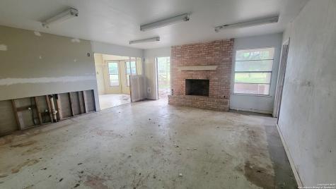 7 Glen Cove Drive Seguin TX 78155