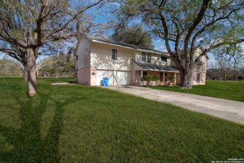 7 Glen Cove Drive Seguin TX 78155