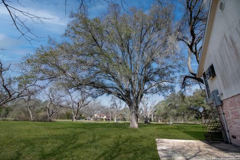 7 Glen Cove Drive Seguin TX 78155