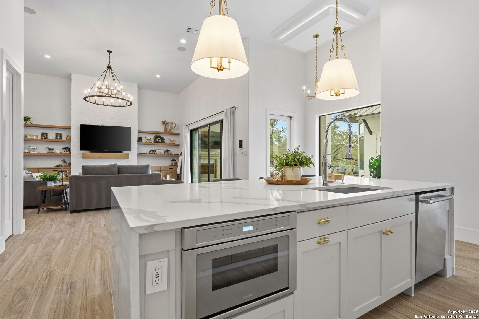 107 Lajitas Boerne TX 78006