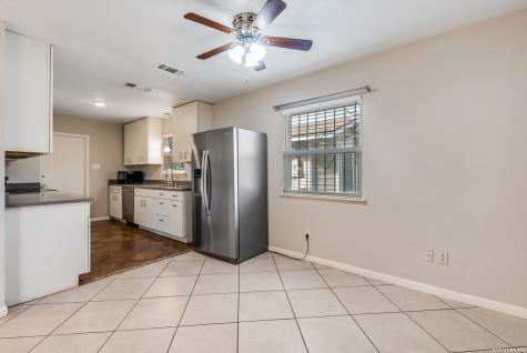 5527 Slattery San Antonio TX 78240