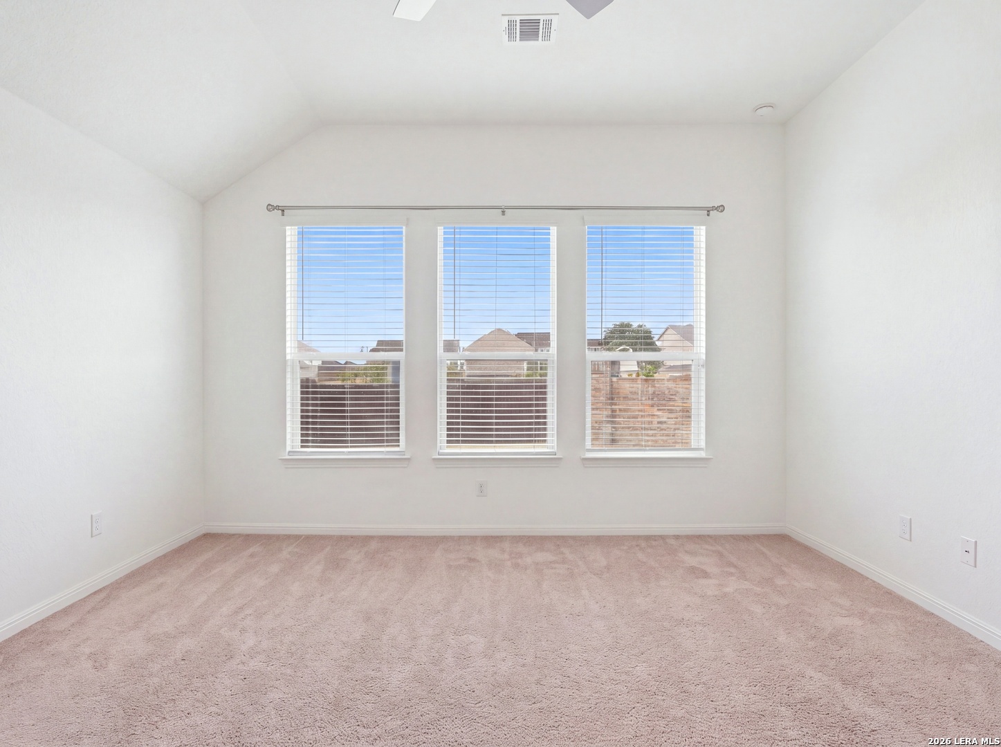 6068 Draw Loop Bulverde TX 78163