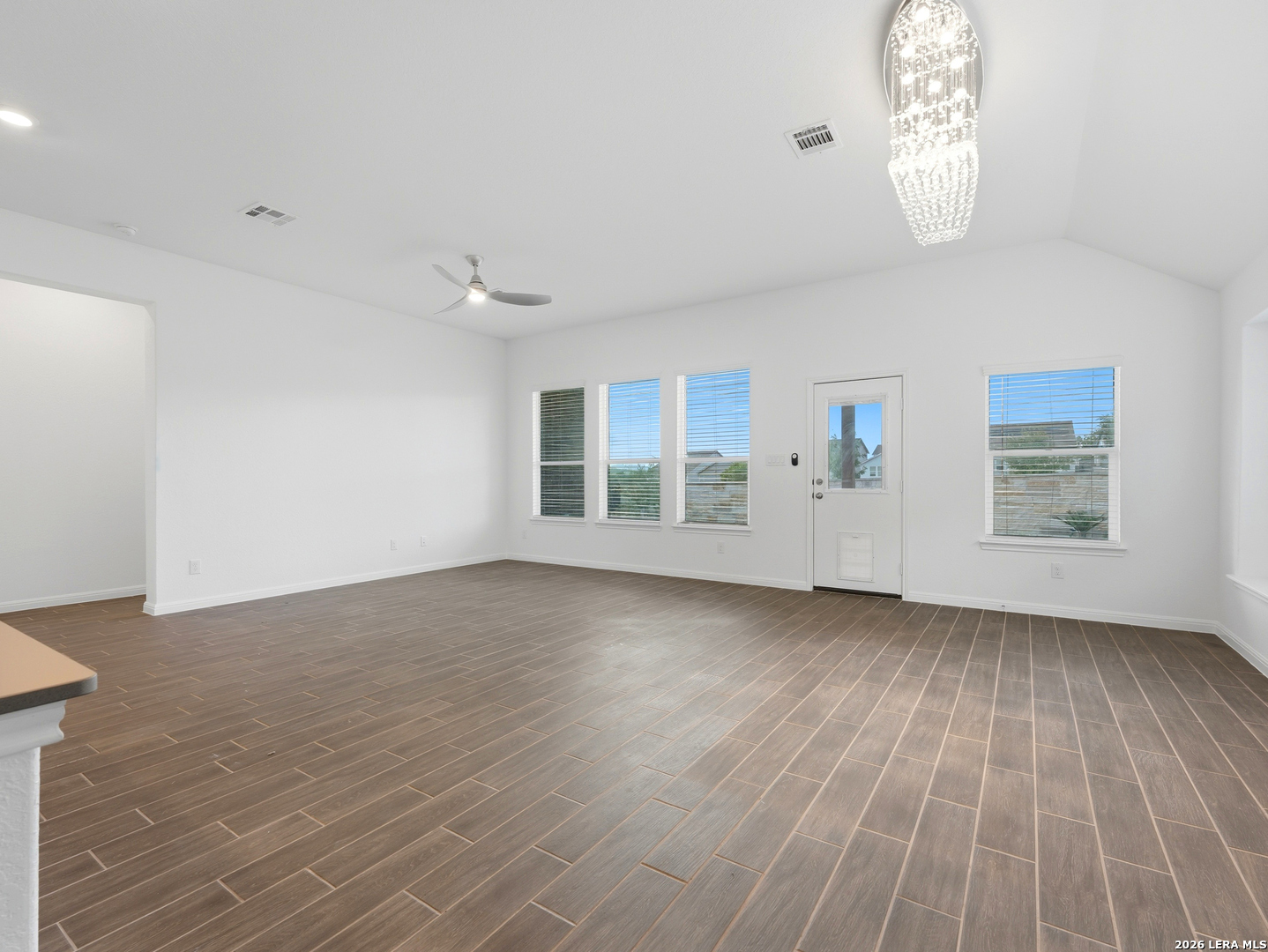 6068 Draw Loop Bulverde TX 78163