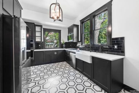 148 E Elsmere San Antonio TX 78212