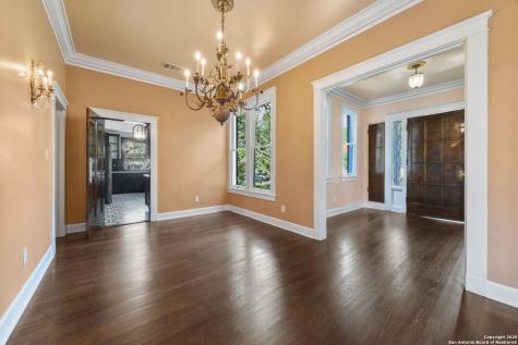 148 E Elsmere San Antonio TX 78212