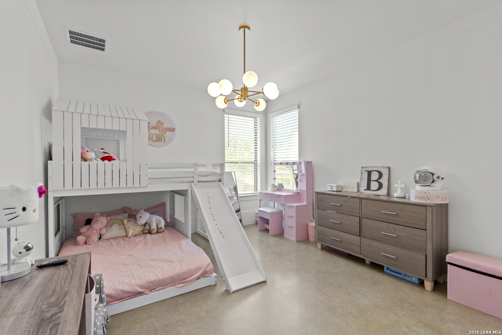 211 Spacious Sky San Antonio TX 78260
