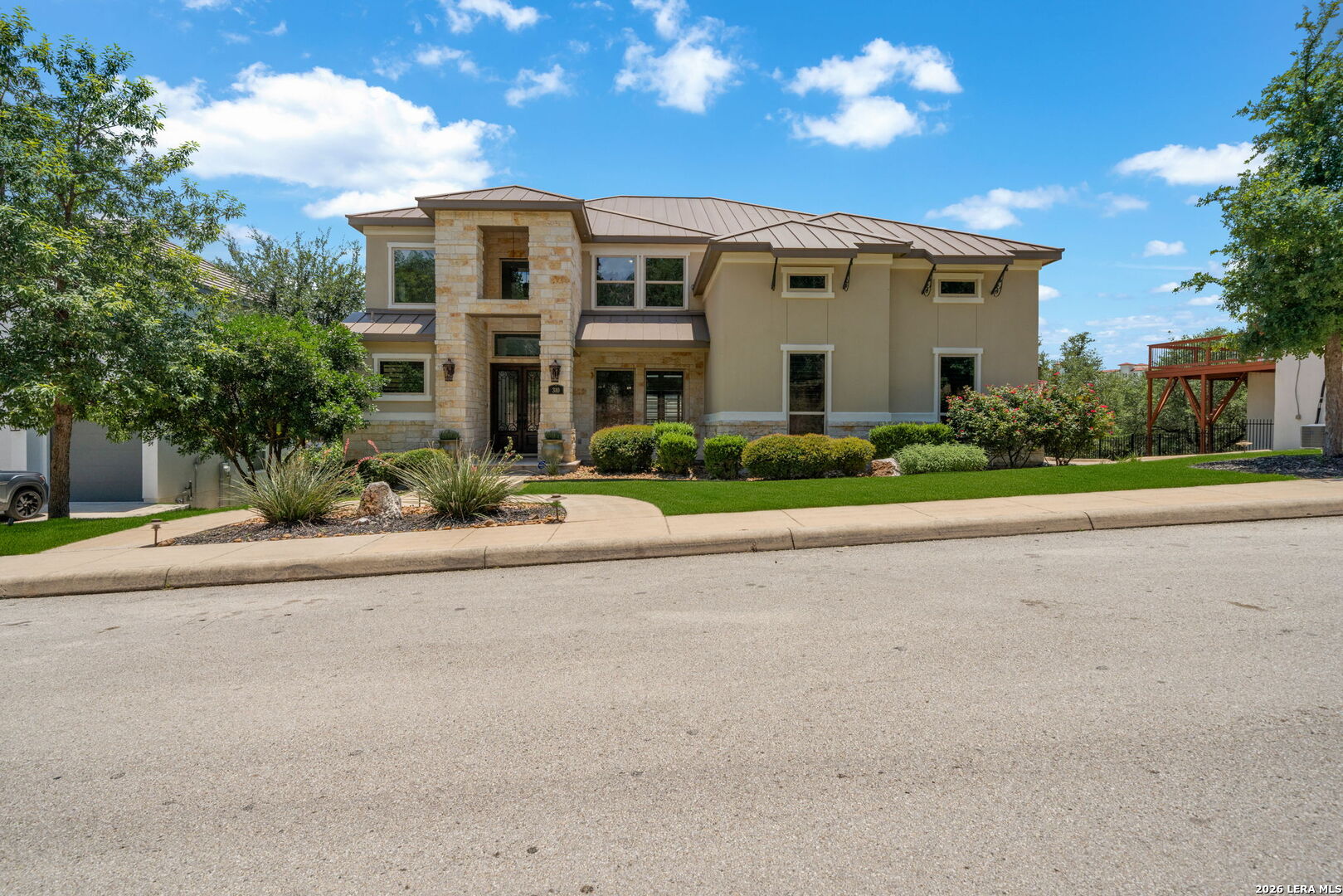 310 Majestic Bluff San Antonio TX 78258
