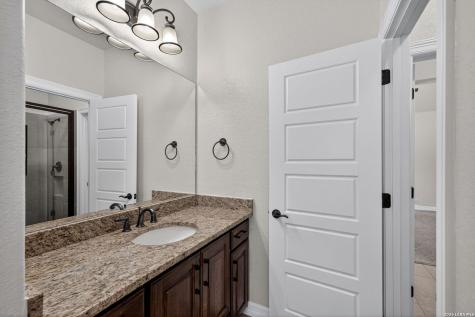 310 Majestic Bluff San Antonio TX 78258
