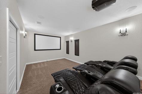 310 Majestic Bluff San Antonio TX 78258