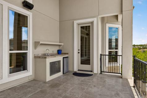 310 Majestic Bluff San Antonio TX 78258