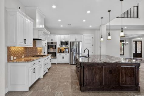 310 Majestic Bluff San Antonio TX 78258