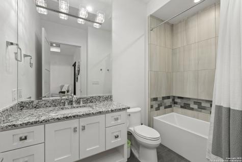 121 Greystone Point Boerne TX 78006