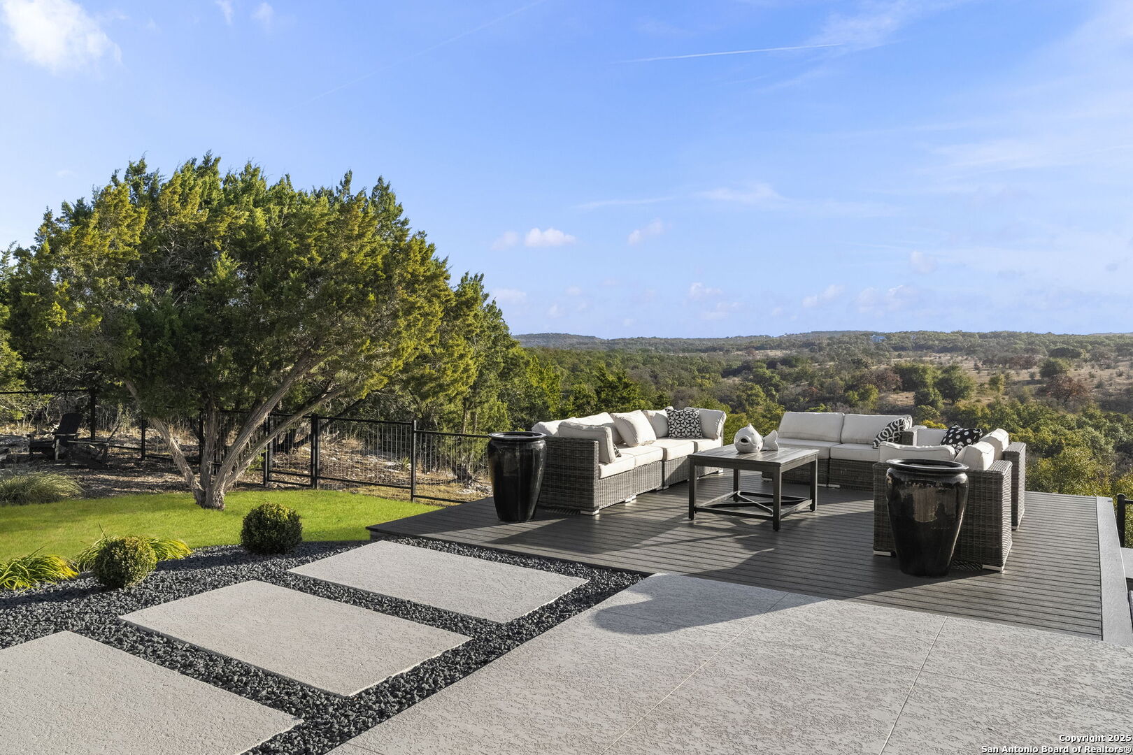 121 Greystone Point Boerne TX 78006