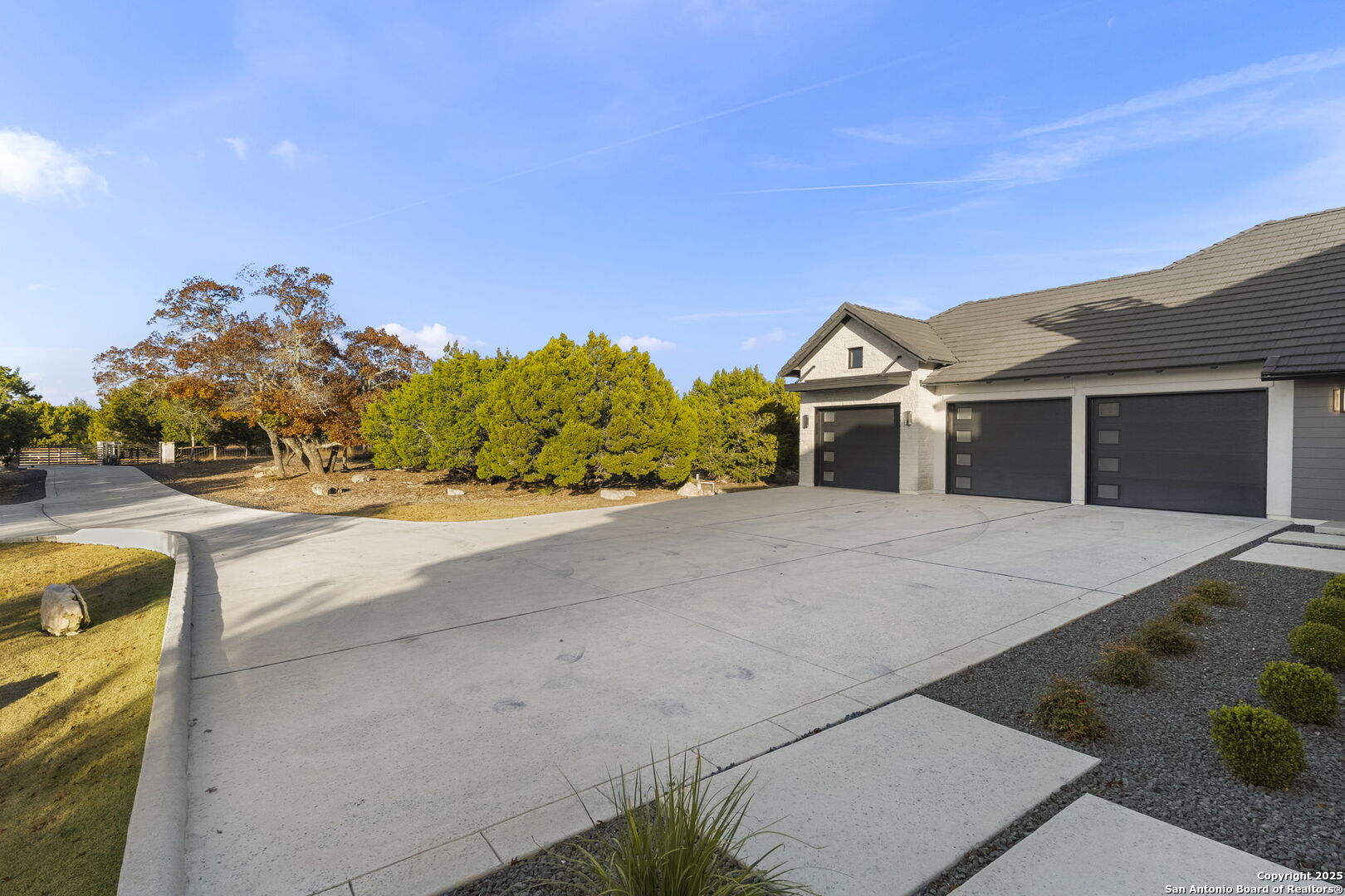121 Greystone Point Boerne TX 78006