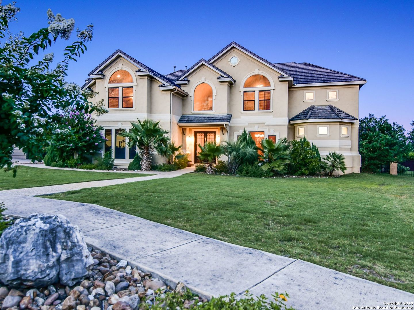 735 Sentry Hill San Antonio TX 78260