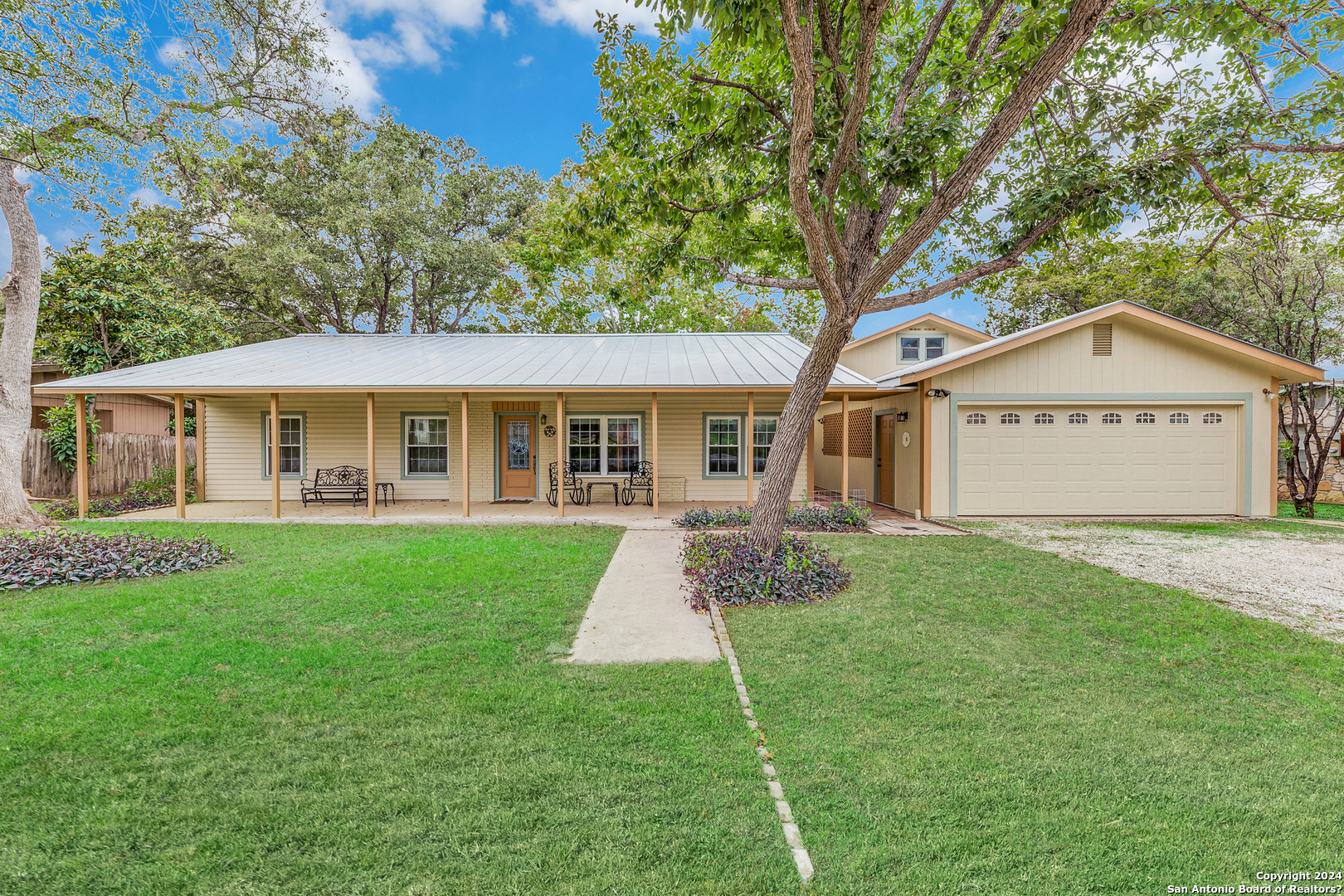 205 Lower Lacoste Road Castroville TX 78009
