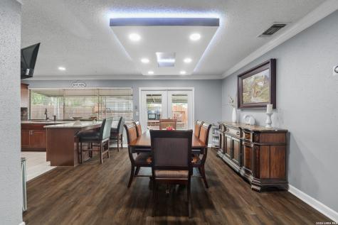 7806 Glen Sides San Antonio TX 78239