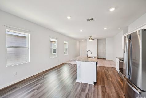 14359 Elkhorn San Antonio TX 78253