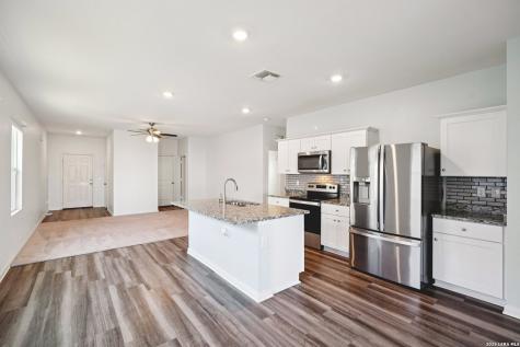 14359 Elkhorn San Antonio TX 78253
