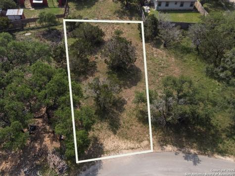 1009 Deerwood Canyon Lake TX 78133