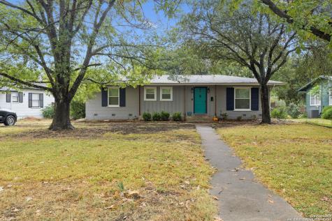 352 Larchmont Drive San Antonio TX 78209