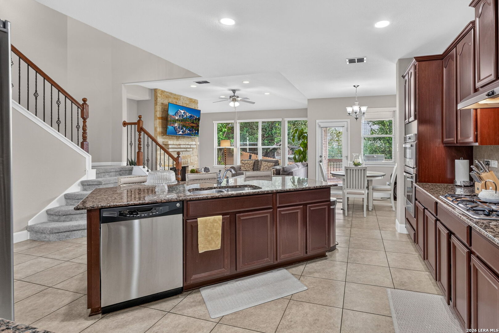 3319 Valley Creek San Antonio TX 78261