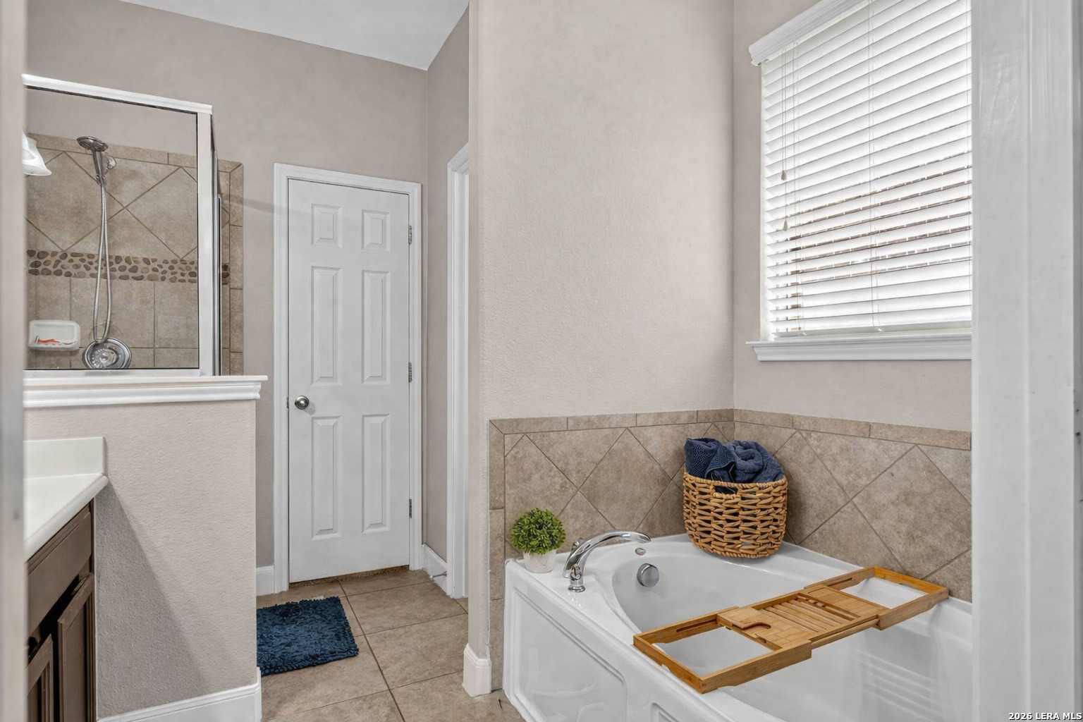 3319 Valley Creek San Antonio TX 78261
