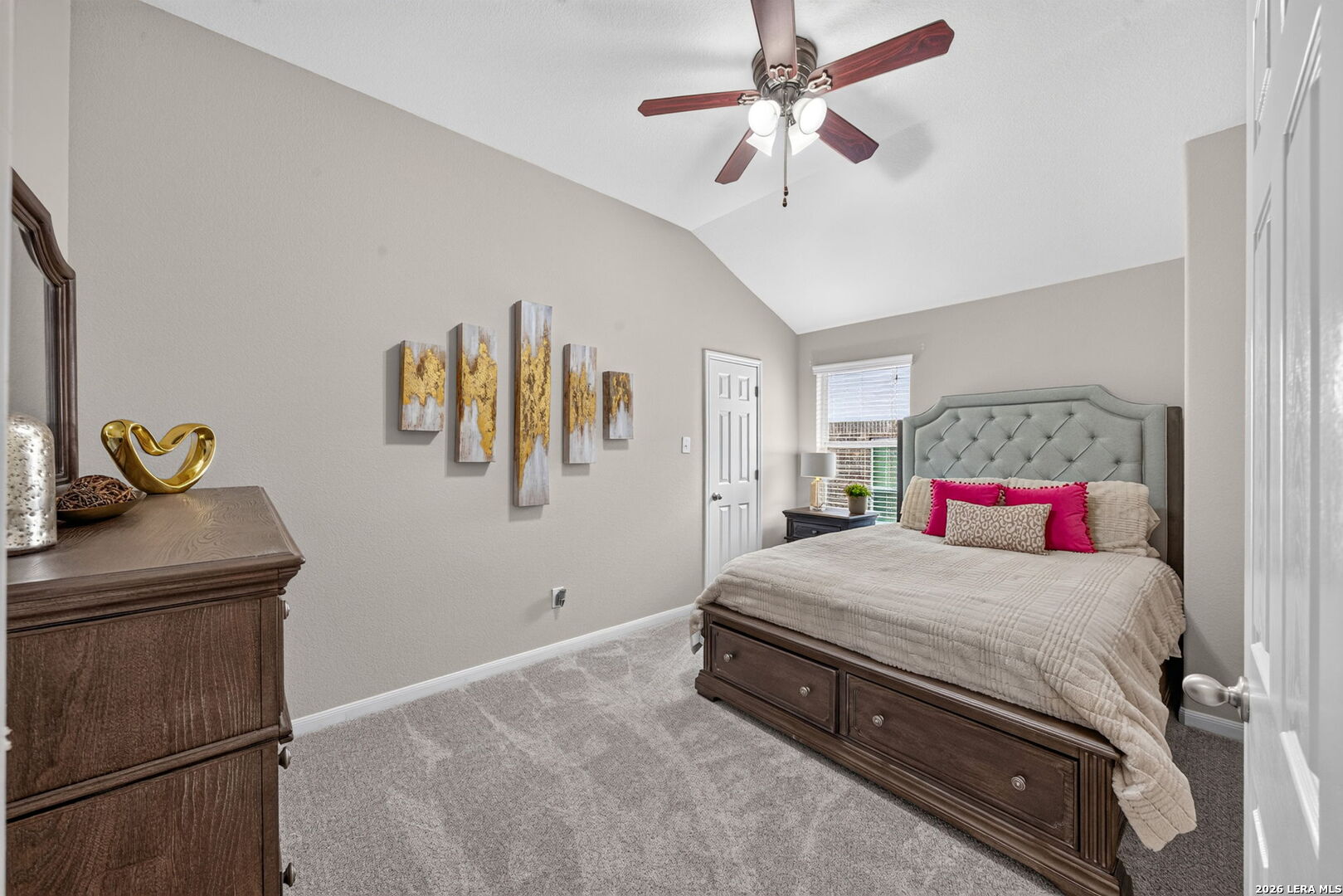 3319 Valley Creek San Antonio TX 78261