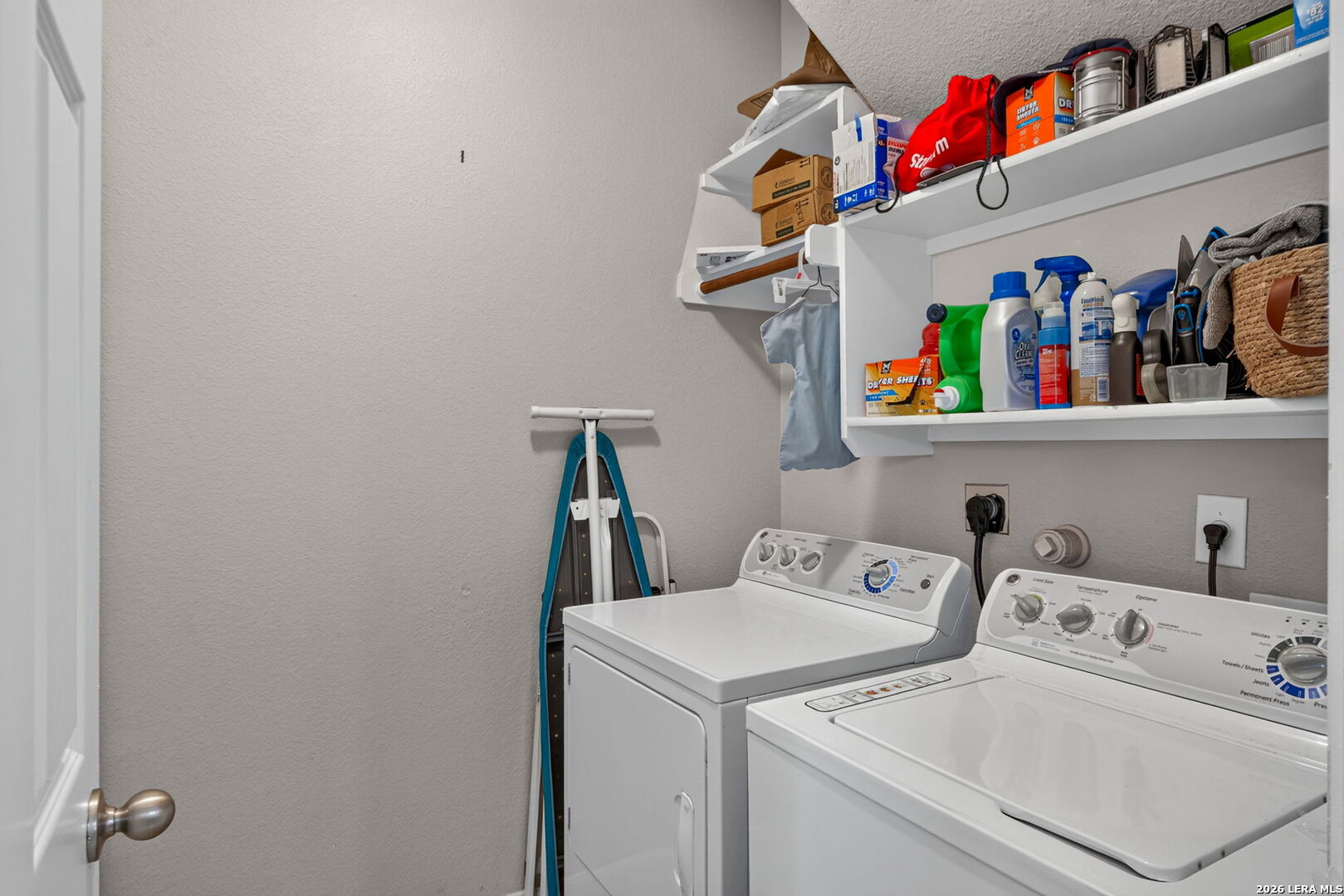 3319 Valley Creek San Antonio TX 78261