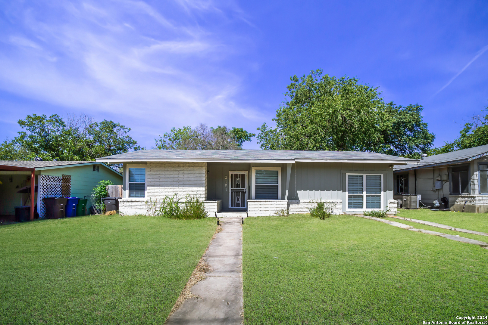 215 Hartline Drive San Antonio TX 78218