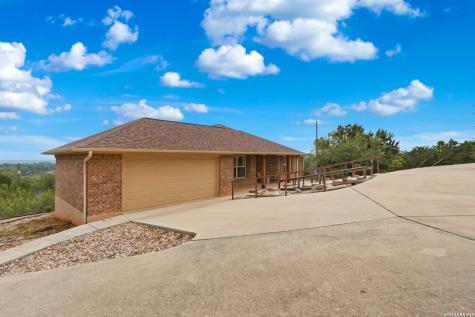 1485 Yaupon Drive Fischer TX 78623