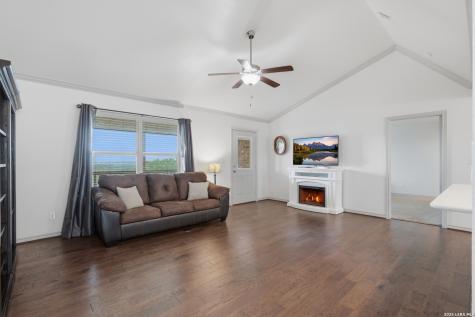 1485 Yaupon Drive Fischer TX 78623