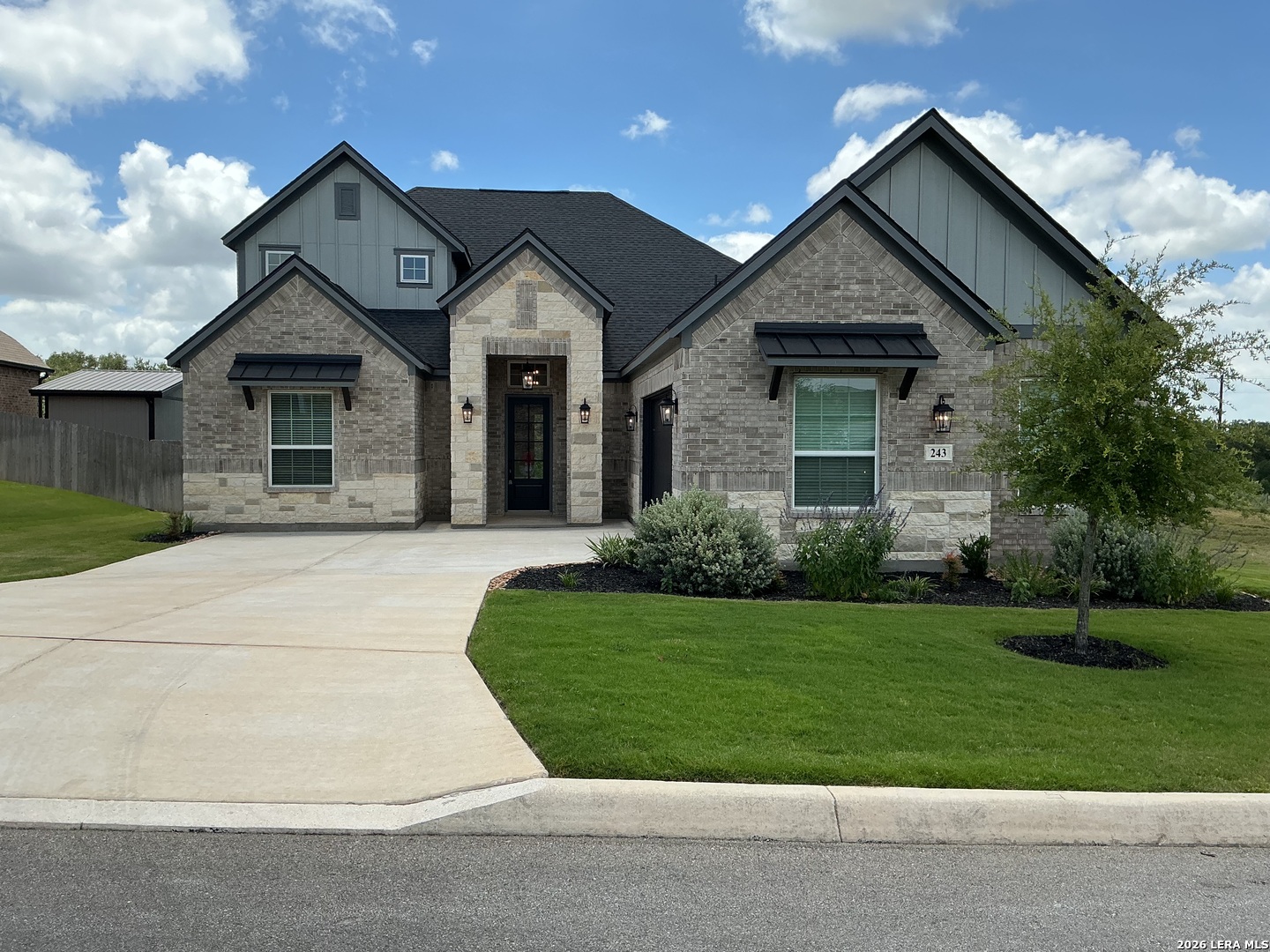 243 Wisteria View Castroville TX 78009
