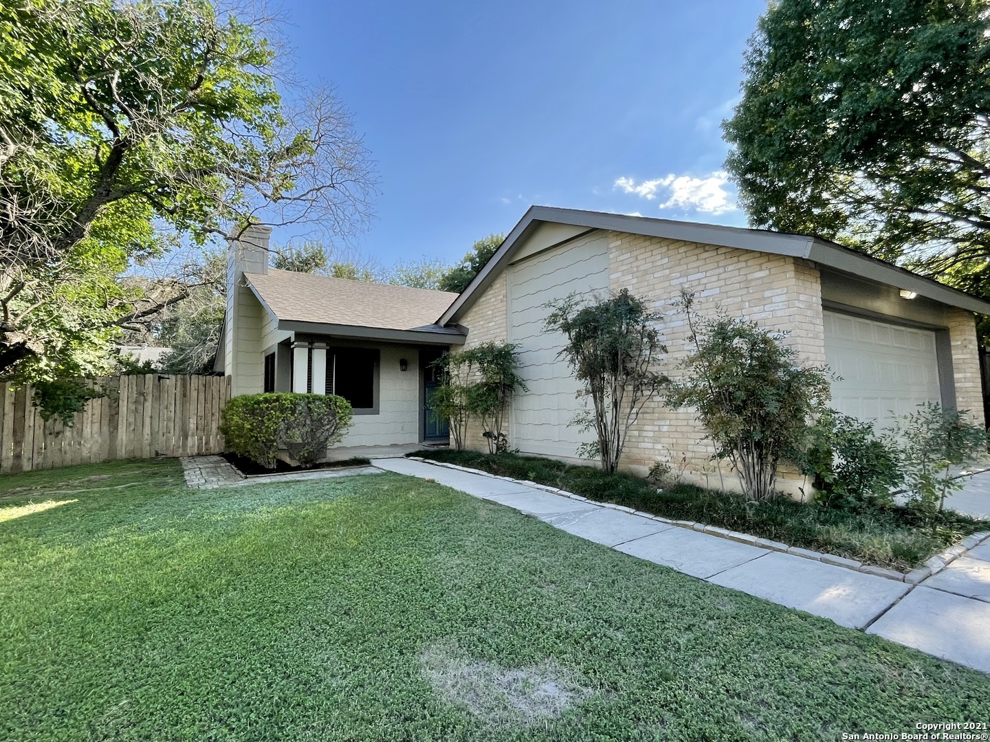 5942 Misty Glen San Antonio TX 78247