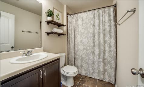 1422 Anise Lane San Antonio TX 78245