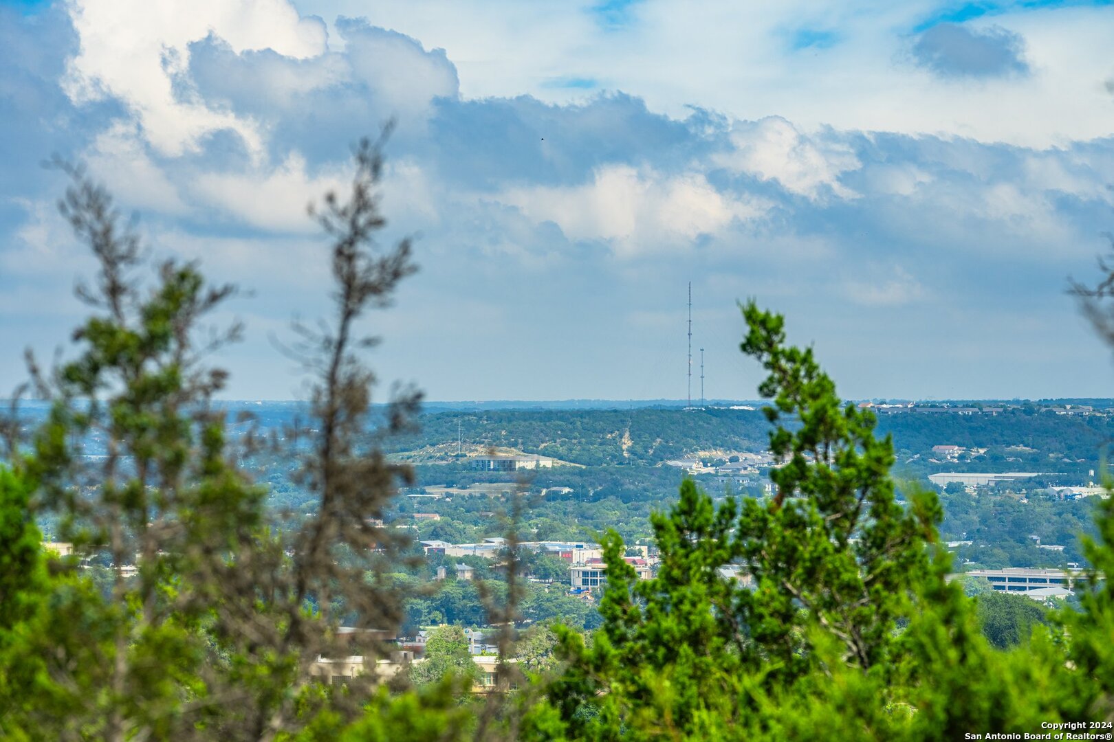 329 Loma Vista Kerrville TX 78028