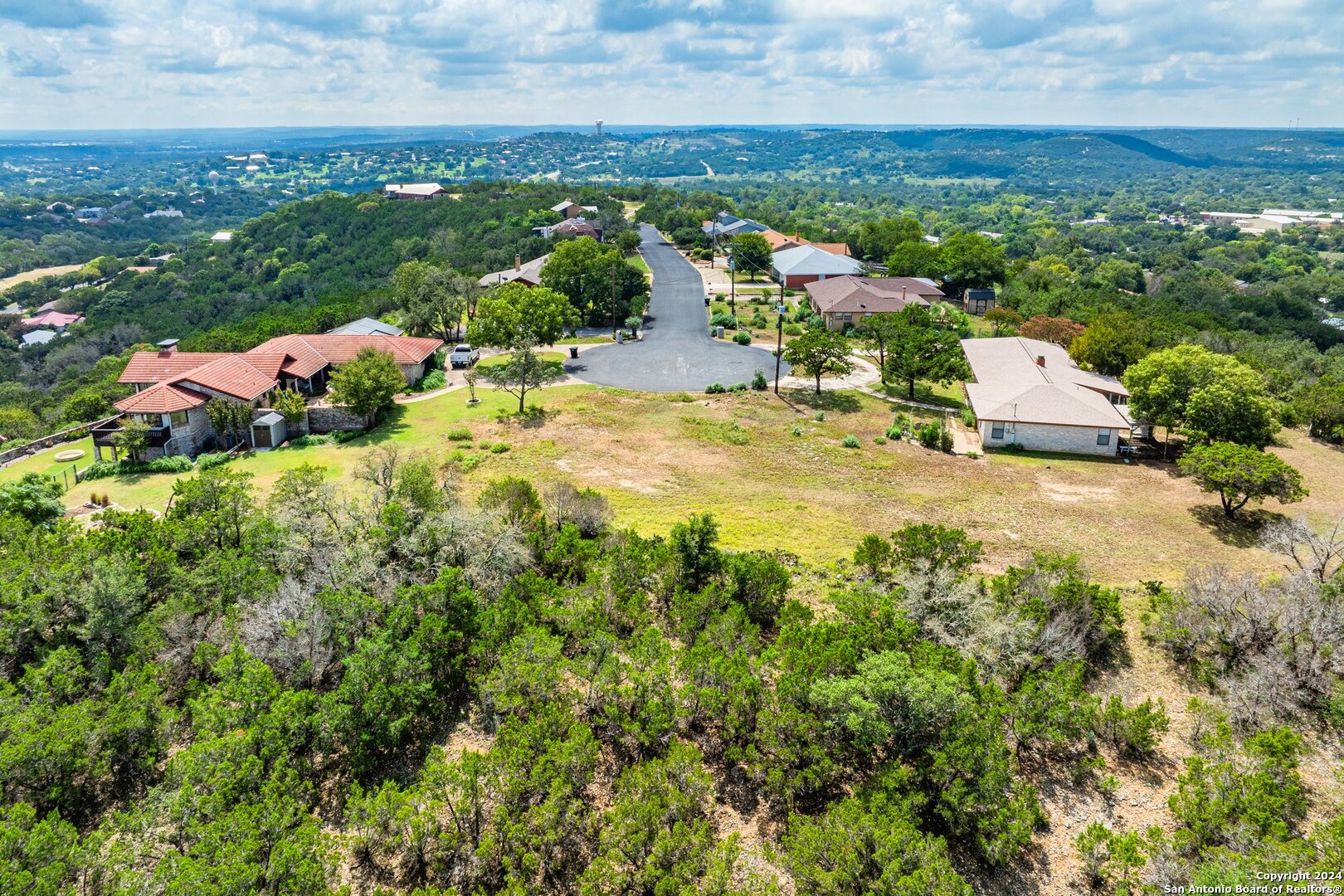 329 Loma Vista Kerrville TX 78028