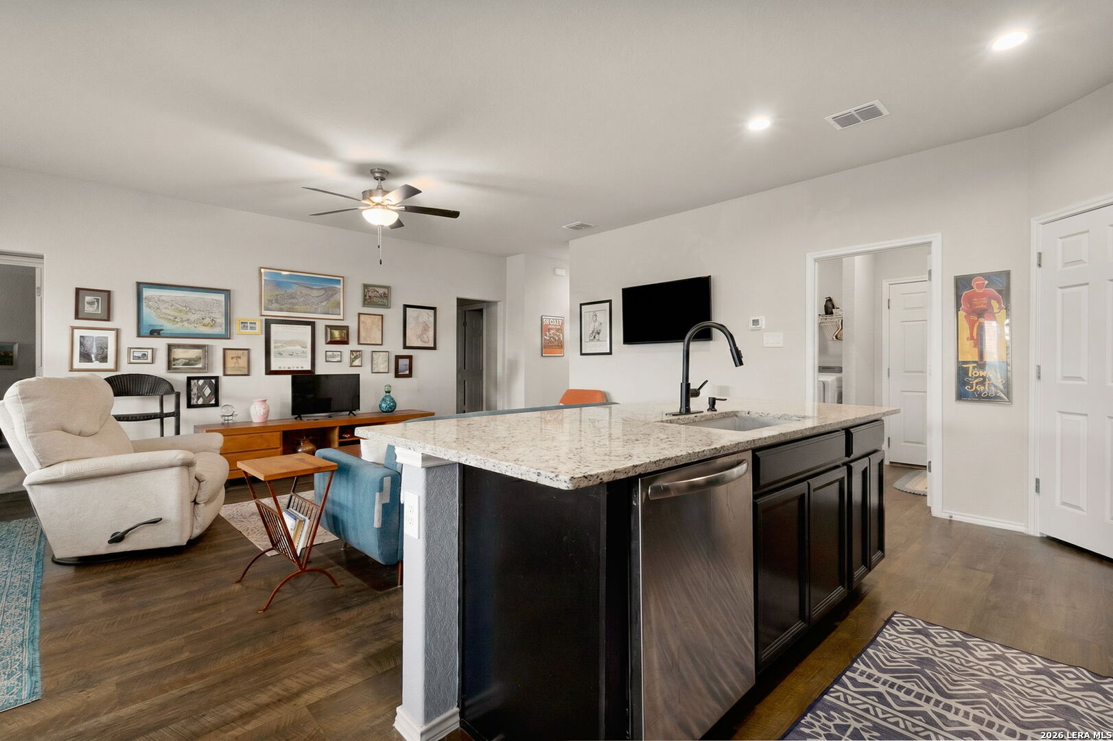 3308 Ridge Seguin TX 78155