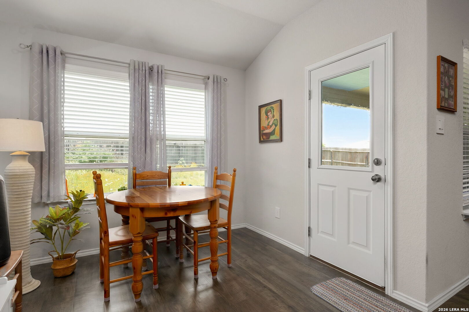 3308 Ridge Seguin TX 78155