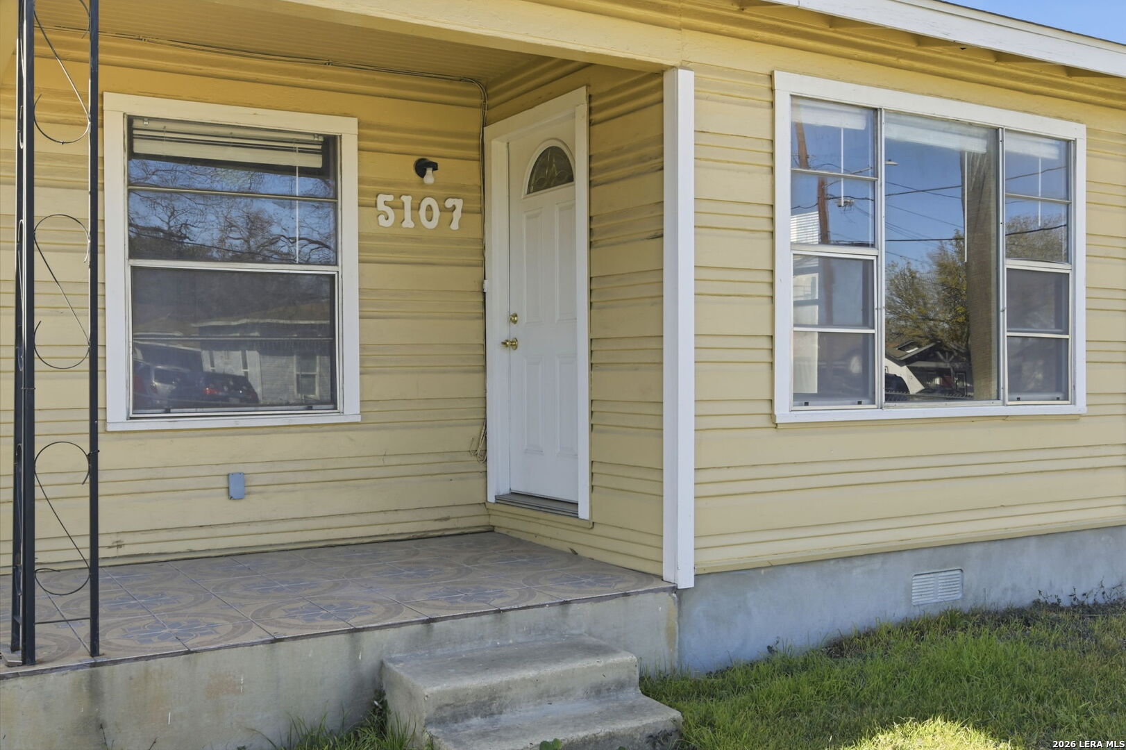 5107 Cien San Antonio TX 78214