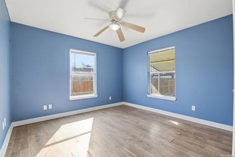 5107 Cien San Antonio TX 78214